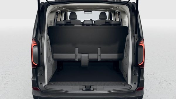 2026-Volkswagen-Kombi-20TDI-Style-4mot-Auto image:5