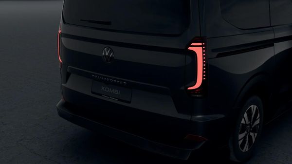 2026-Volkswagen-Kombi-20TDI-Style-4mot-Auto image:6