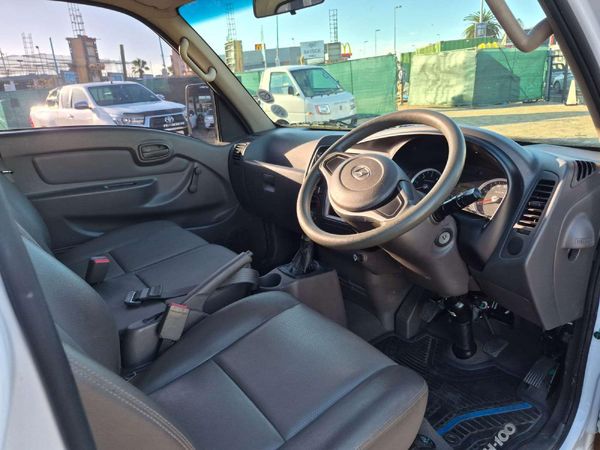 2025-Hyundai-H100-Bakkie-26D-Dropside image:10