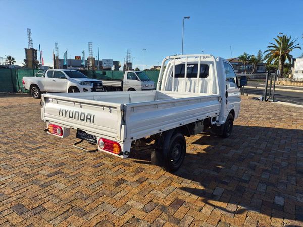 2025-Hyundai-H100-Bakkie-26D-Dropside image:8