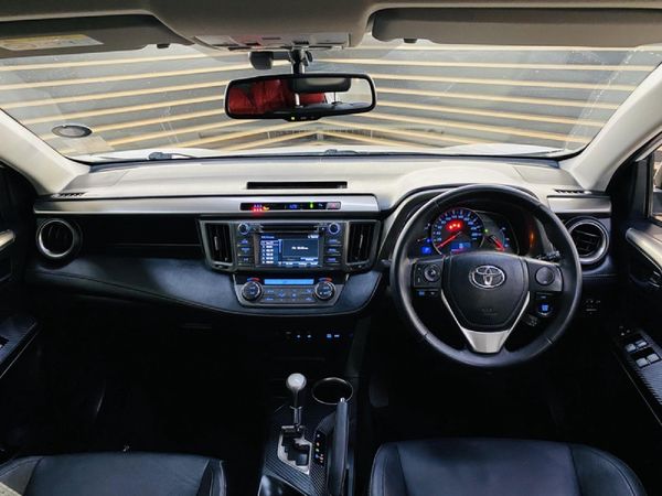 2015-Toyota-RAV4-22-D-VX-Auto image:17