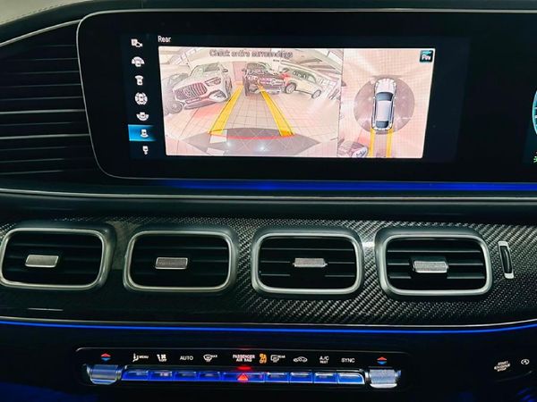 2021-Mercedes-AMG-GLE-63-S-AMG-Coupe-4Matic image:9