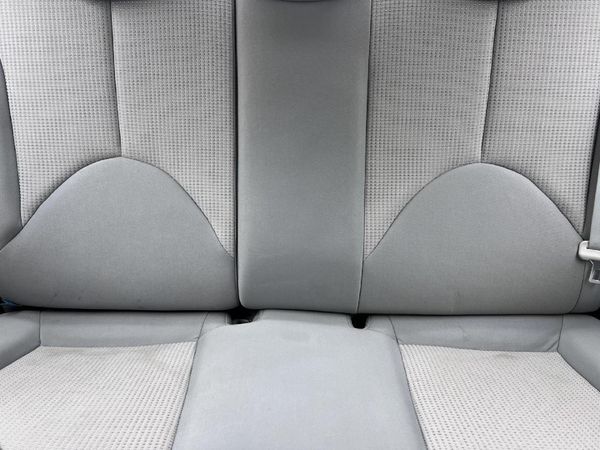 2010-Hyundai-Accent-16-GLS-HS image:11