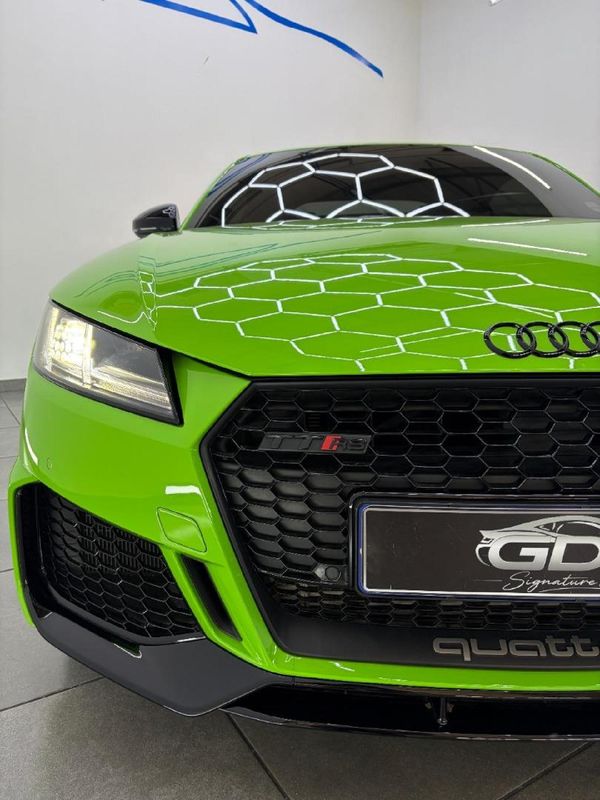 2022-Audi-TT-RS-Coupe-quattro-Auto-294kW image:9