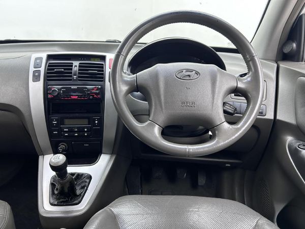 2006-Hyundai-Tucson-20-GLS image:8