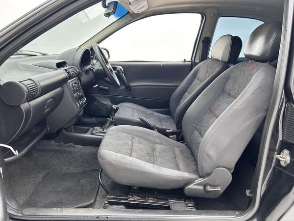 2005-Opel-Corsa-Lite-Plus image:6