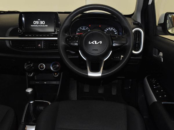2022-Kia-Picanto-10-Street image:14