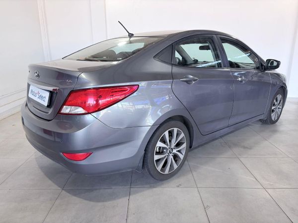 2017-Hyundai-Accent-16-GLS-Fluid-Auto image:6