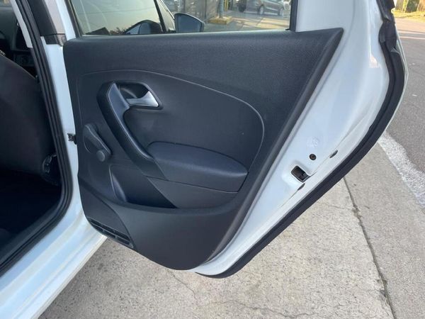 2024-Volkswagen-Polo-14-Comfortline-5-dr image:15