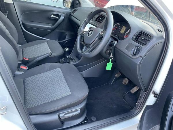 2024-Volkswagen-Polo-14-Comfortline-5-dr image:17