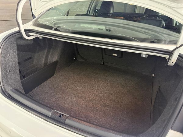 2016-Volkswagen-Jetta-GP-14-TSI-Comfortline-Auto image:8