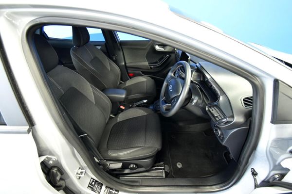 2023-Ford-Puma-10T-Ecoboost-Titanium-Auto image:9