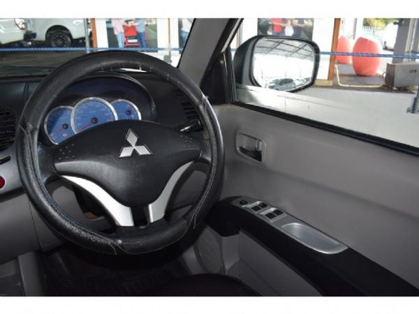 2011-Mitsubishi-Triton-24-MPi-Double-Cab image:10