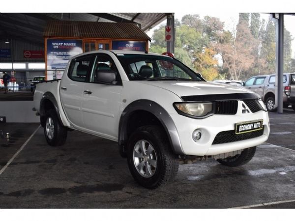 2011-Mitsubishi-Triton-24-MPi-Double-Cab image:2