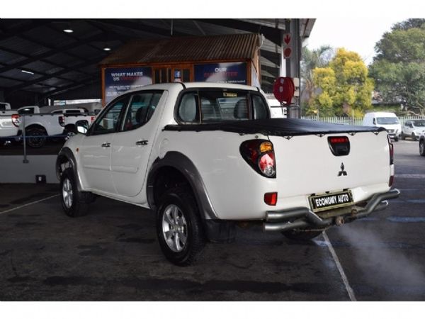 2011-Mitsubishi-Triton-24-MPi-Double-Cab image:4