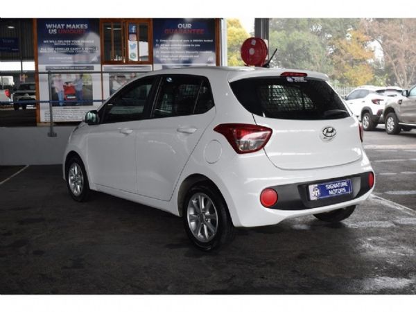 2020-Hyundai-Grand-i10-12-Fluid-Cargo-Panel-Van image:3