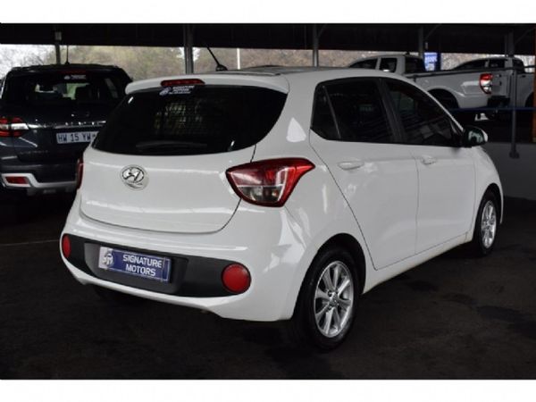 2020-Hyundai-Grand-i10-12-Fluid-Cargo-Panel-Van image:5
