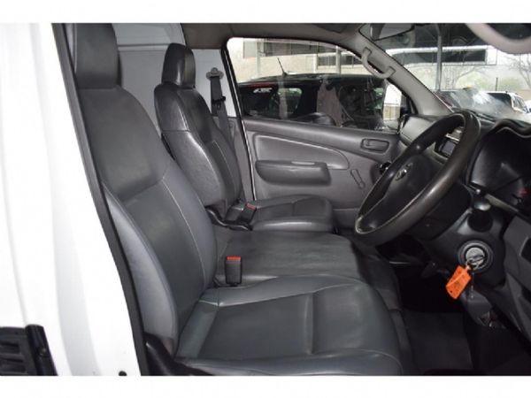 2020-Nissan-NV350-25i-Wide-Panel-Van image:7