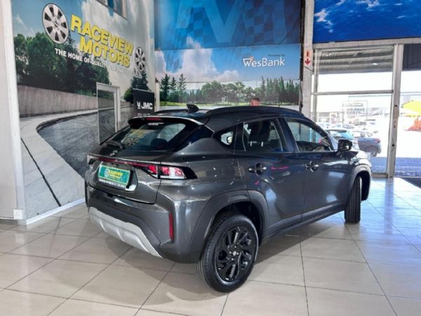 2026-Suzuki-Fronx-15-GL image:3