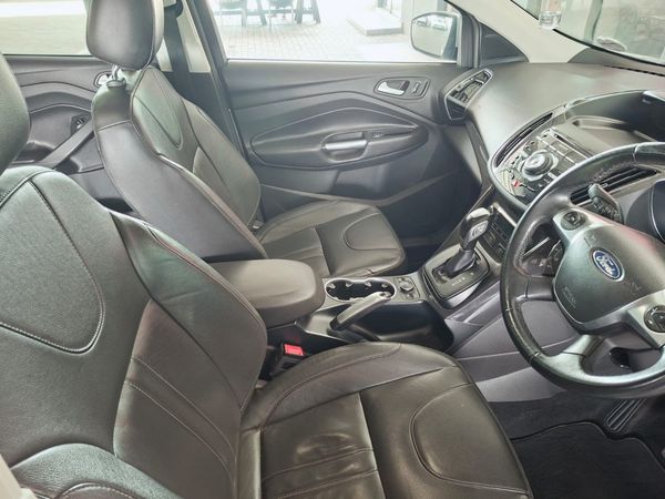 2016-Ford-Kuga-20-TDCi-Titanium-AWD-Auto image:9