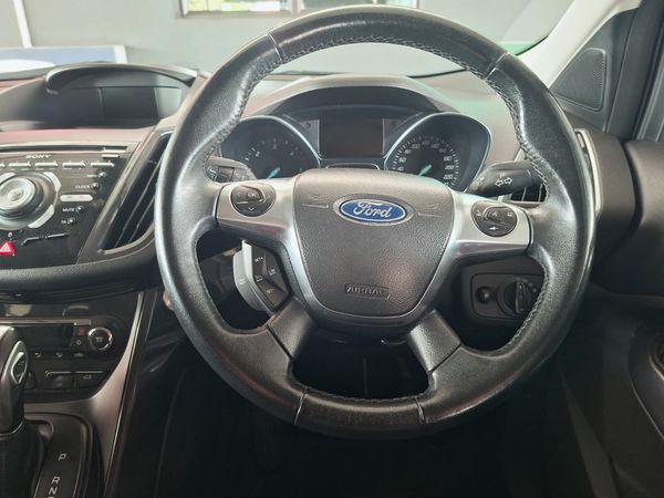 2016-Ford-Kuga-20-TDCi-Titanium-AWD-Auto image:11