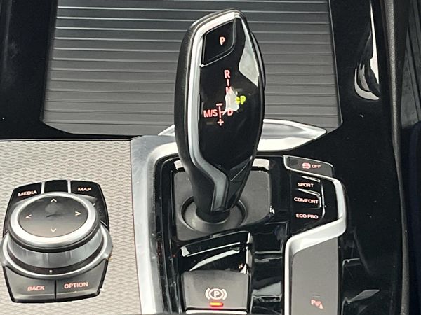 2020-BMW-X3-sDrive18d-M-Sport image:9