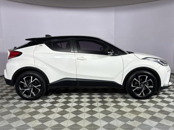 2020-Toyota-C-HR-12T-Plus-Auto image:16