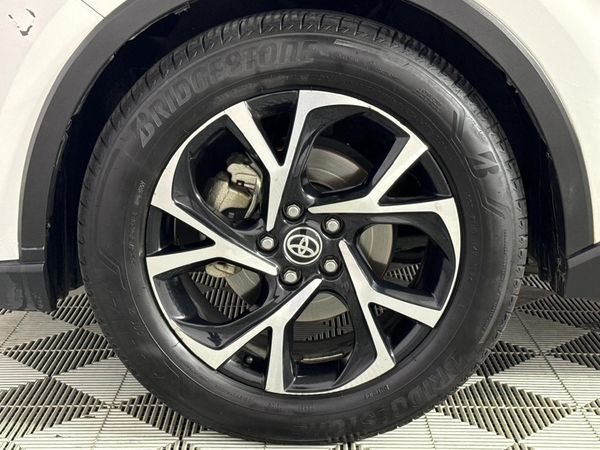 2020-Toyota-C-HR-12T-Plus-Auto image:4