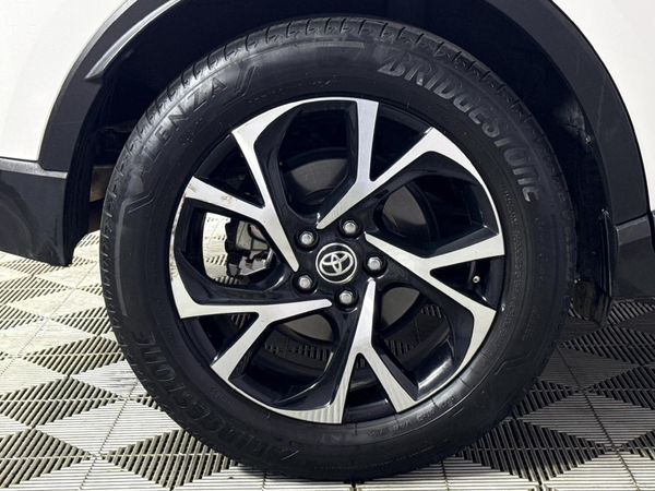 2020-Toyota-C-HR-12T-Plus-Auto image:7