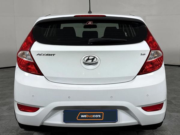 2018-Hyundai-Accent-16-Fluid-5-dr image:11