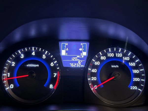2018-Hyundai-Accent-16-Fluid-5-dr image:2