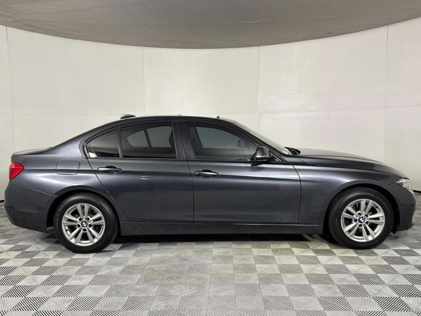 2017-BMW-3-Series-318i-Luxury-Line-Auto image:14