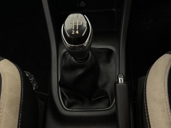 2023-Renault-Triber-10-Intens image:10