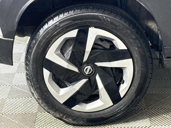 2024-Nissan-Magnite-10T-Visia image:7