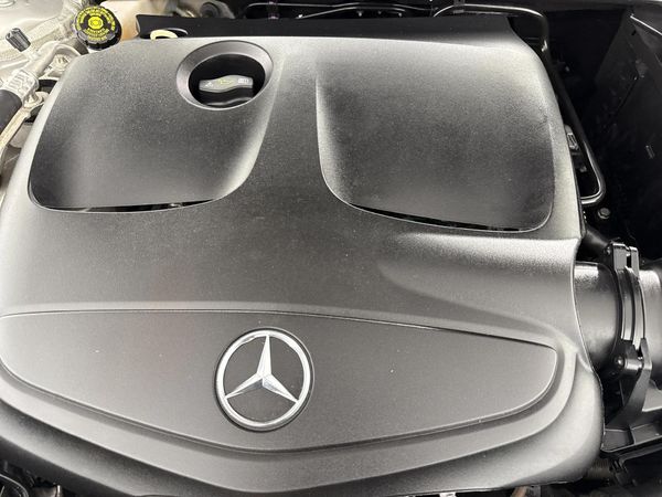 2018-Mercedes-Benz-CLA-200-AMG-Auto image:12