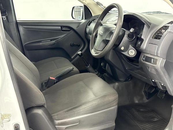 2021-Isuzu-D-Max-250-HO-Fleetside-Safety-Single-Cab image:6