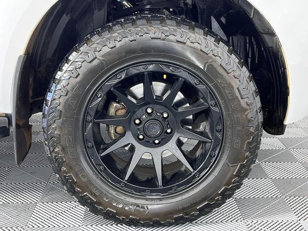 2025-Nissan-Navara-25-DDTi-SE-Plus-Auto-Double-Cab image:5