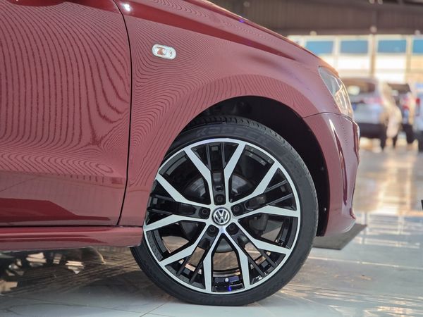2024-Volkswagen-Polo-Vivo-14-Trendline-5-dr image:11