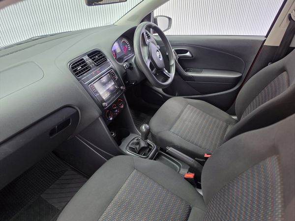 2024-Volkswagen-Polo-Vivo-14-Trendline-5-dr image:3