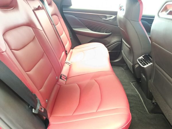 2025-BAIC-X55-15T-Premium-Auto image:20