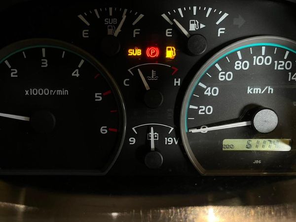 2023-Toyota-Land-Cruiser-79-45-D-Single-Cab image:6