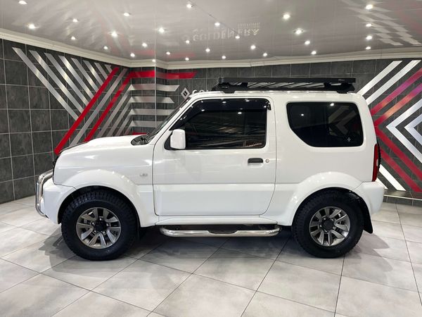 2017-Suzuki-Jimny-13 image:13