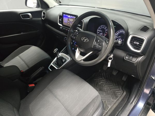2021-Hyundai-Venue-10-TGDI-Motion image:17