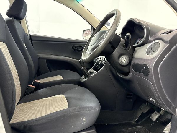 2010-Hyundai-i10-12-GLS image:9