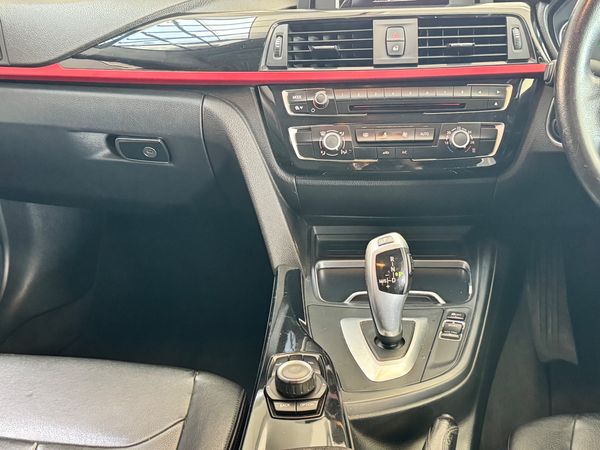 2016-BMW-3-Series-318i-Auto image:5