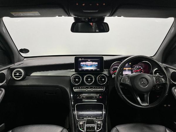 2015-Mercedes-Benz-GLC-300 image:13