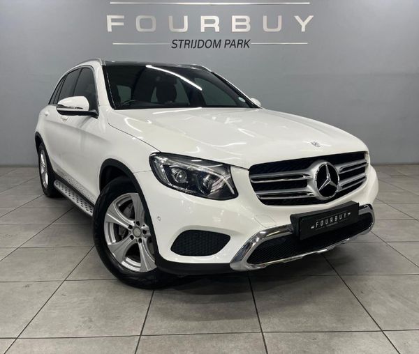 2015-Mercedes-Benz-GLC-300 image:1