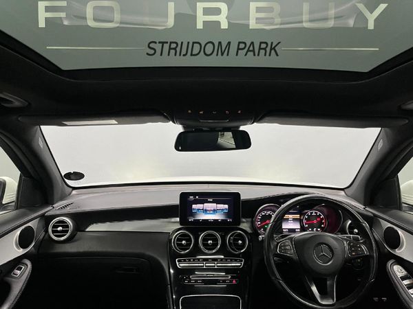 2015-Mercedes-Benz-GLC-300 image:8