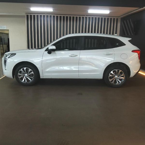 2022-Haval-Jolion-15T-Premium-Auto image:1