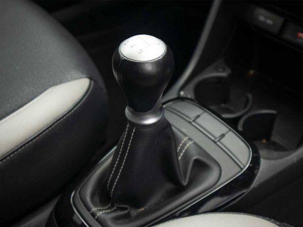 2021-Kia-Picanto-12-X-Line image:16